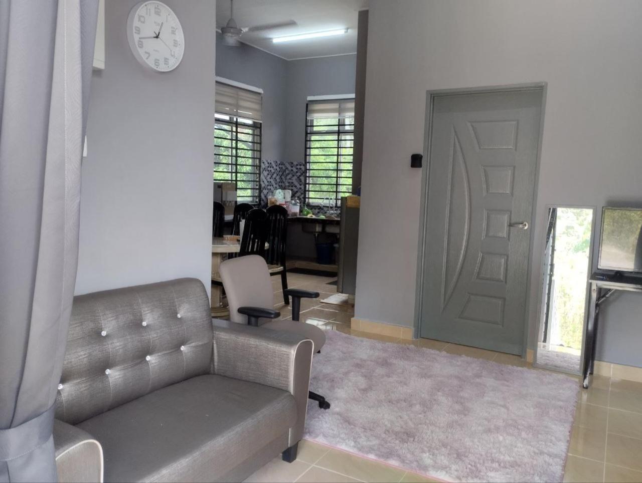Sh Homestay Κότα Μπάρου Εξωτερικό φωτογραφία